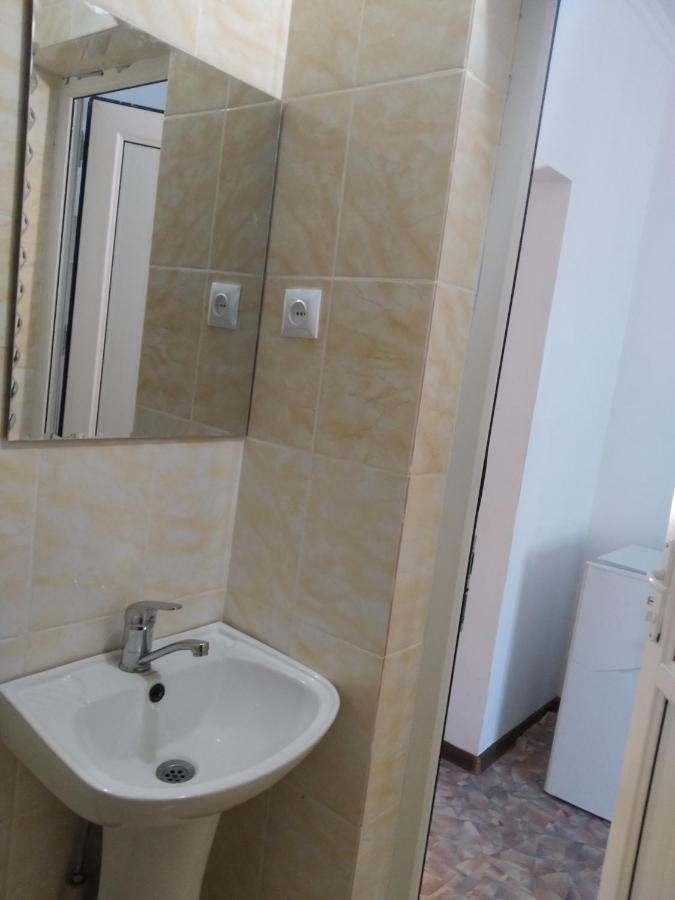 Guest House Arbat Cholpon-Ata Exterior photo